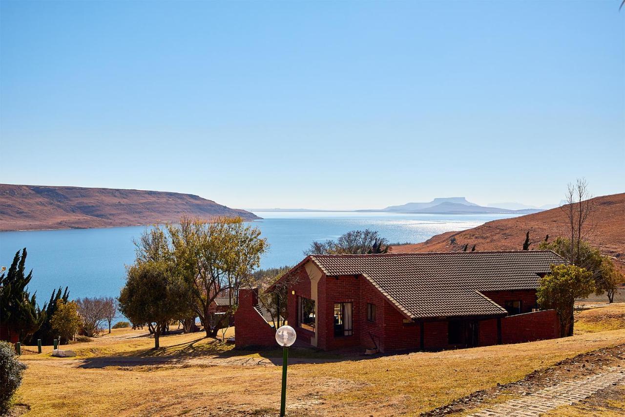 First Group Qwantani Hotel Harrismith Exterior foto