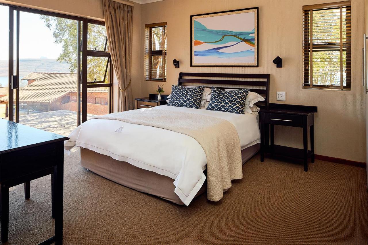 First Group Qwantani Hotel Harrismith Exterior foto