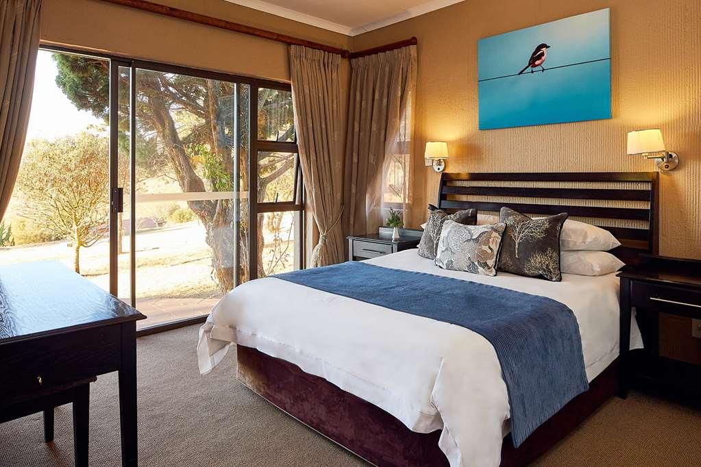First Group Qwantani Hotel Harrismith Quarto foto